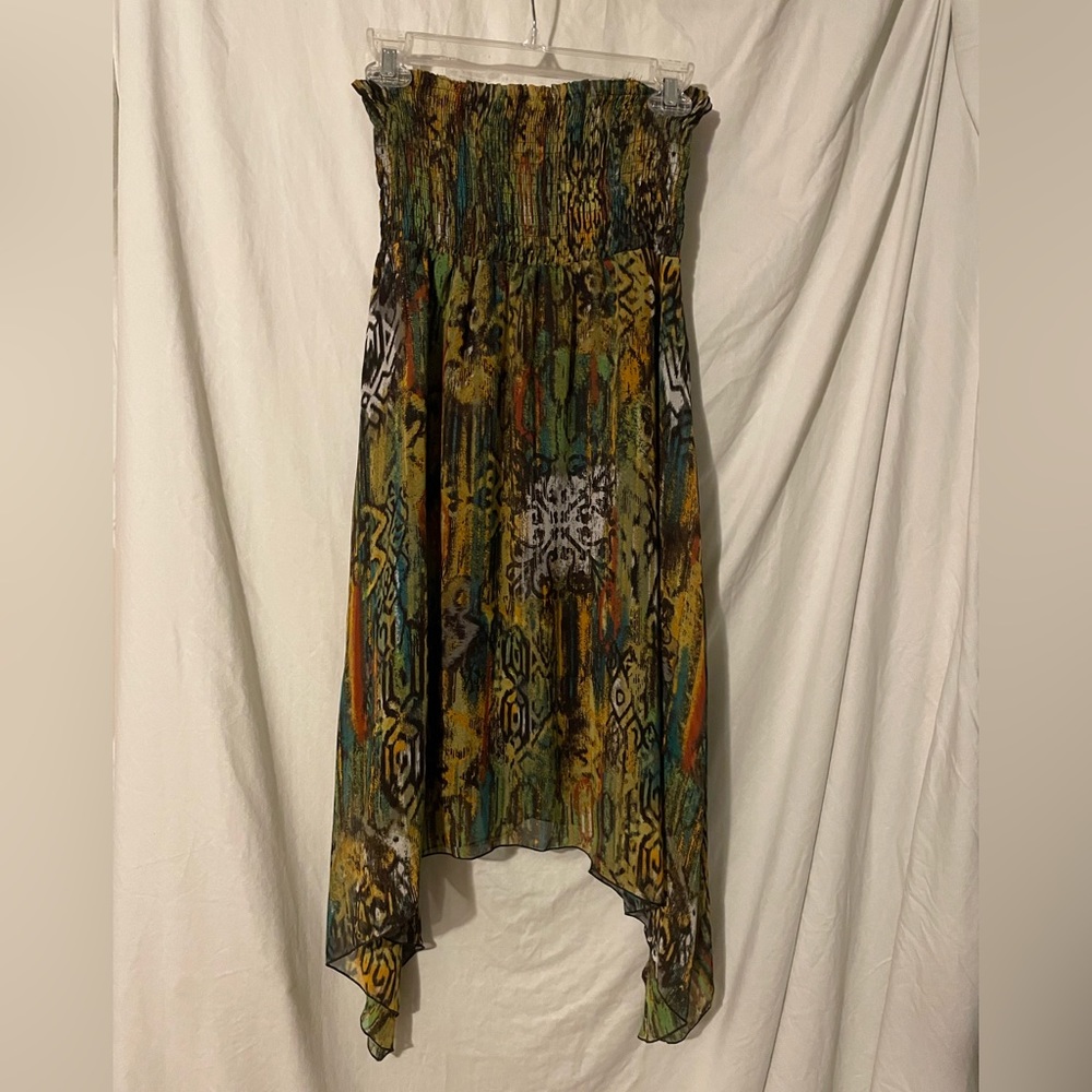 MULTI COLORED STRAPLESS DRESS SIZE 4